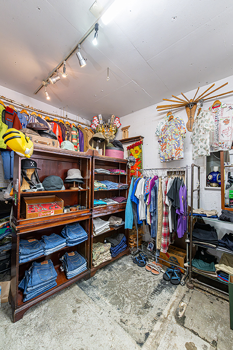 ARMS CLOTHING STORE の写真 11